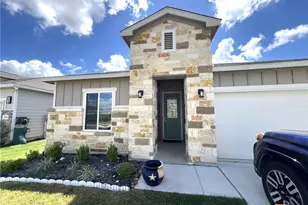 3512 Donald Dr, Seguin, TX 78155 - Photo 4