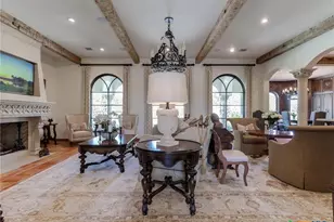 208 Creekridge Dr, Victoria, TX 77904 - Photo 8