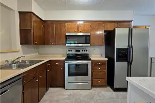 421 Carothers St, Copperas Cove, TX 76522 - Photo 2