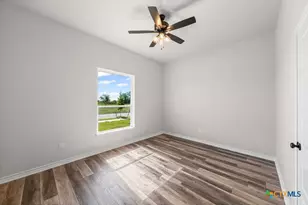 224 Creek Plum Ln, Temple, TX 76502 - Photo 24