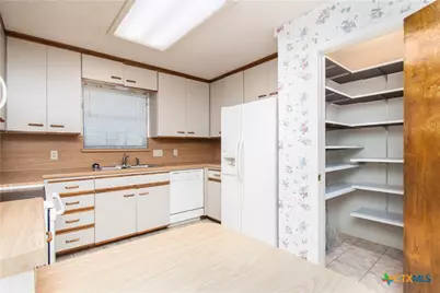 3065 Summit Drive, Belton, TX 76513 - Photo 18