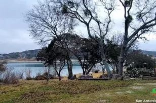 119 Cedar Tree Ln, Canyon Lake, TX 78133 - Photo 2