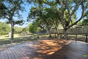 415 Lazy Ln, San Marcos, TX 78666 - Photo 38