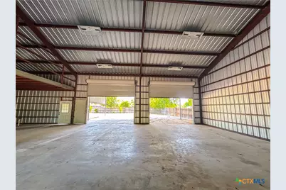 90 Honey Drive, Victoria, TX 77904 - Photo 30