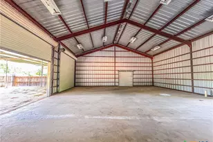 90 Honey Dr, Victoria, TX 77904 - Photo 20