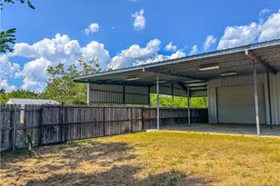 90 Honey Dr, Victoria, TX 77904 - Photo 4