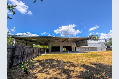 90 Honey Drive, Victoria, TX 77904 - Photo 6