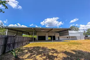 90 Honey Dr, Victoria, TX 77904 - Photo 6