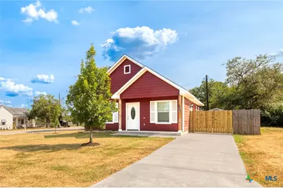 1628 Armstrong Street, Luling, TX 78648 - Photo 2