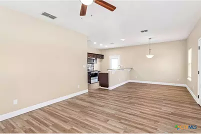 1628 Armstrong Street, Luling, TX 78648 - Photo 6