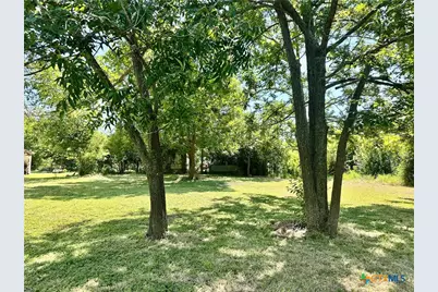 1009 S 18th Street, Temple, TX 76501 - Photo 6