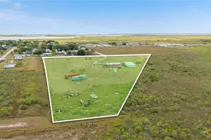 482 La Lucia St, Port Lavaca, TX 77979 - Photo 20