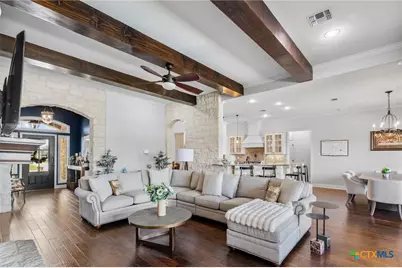 205 Pebble Brook, Victoria, TX 77904 - Photo 6