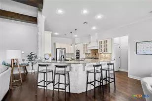 205 Pebble Brk, Victoria, TX 77904 - Photo 10