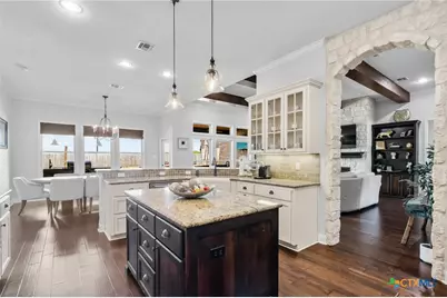 205 Pebble Brook, Victoria, TX 77904 - Photo 14