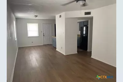 1300 Westpark Circle, Cameron, TX 76520 - Photo 4