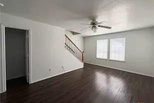 5709 Redstone Dr, Killeen, TX 76543 - Photo 2
