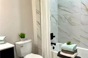 713 S 30th St, Temple, TX 76501 - Photo 6