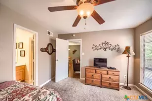 406 T Bar M Dr, New Braunfels, TX 78132 - Photo 14