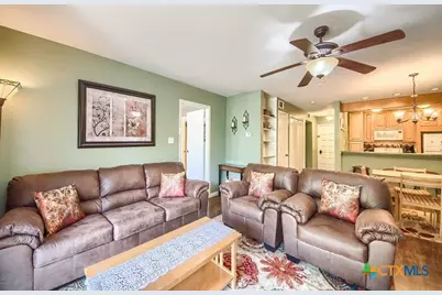 406 T Bar M Drive, New Braunfels, TX 78132 - Photo 4