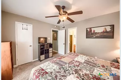 406 T Bar M Drive, New Braunfels, TX 78132 - Photo 10