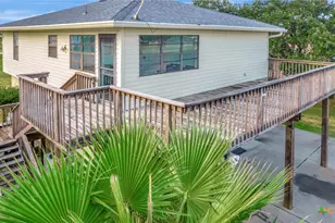 1106 W Jefferson Ave, Port O'Connor, TX 77982 - Photo 22