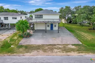 1106 W Jefferson Ave, Port O'Connor, TX 77982 - Photo 20
