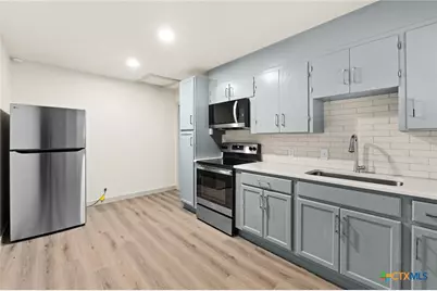 2109 W Avenue B, Temple, TX 76504 - Photo 8