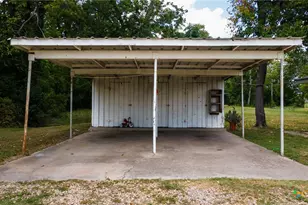 2109 W Avenue B, Temple, TX 76504 - Photo 16