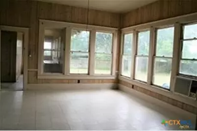 422 W North Main Street, Flatonia, TX 78941 - Photo 12