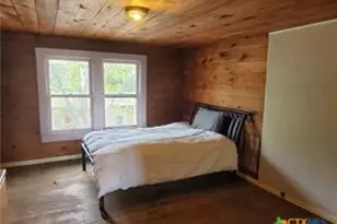 422 W North Main St, Flatonia, TX 78941 - Photo 18