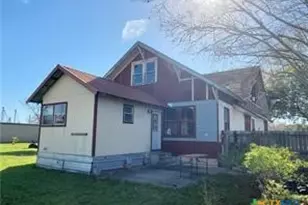 422 W North Main St, Flatonia, TX 78941 - Photo 22