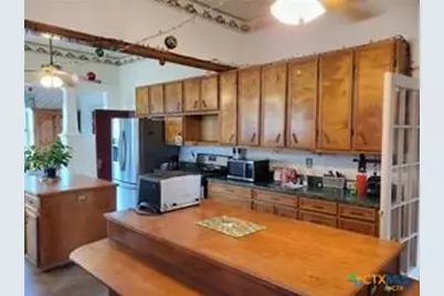 422 W North Main Street, Flatonia, TX 78941 - Photo 4