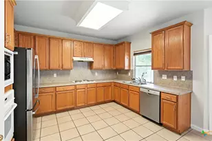 2028 Heaton Hall Dr, New Braunfels, TX 78130 - Photo 6