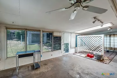 663 Lockener Avenue, New Braunfels, TX 78130 - Photo 12