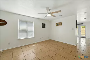 2410 Royal Crest Cir, Killeen, TX 76549 - Photo 8