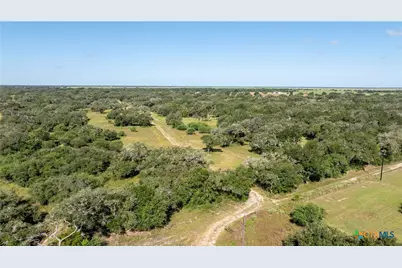 000 Pura Vida Road, Inez, TX 77968 - Photo 10