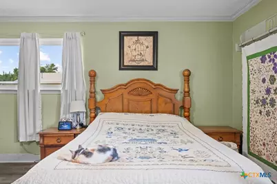 203 E Main Street, Rosebud, TX 76570 - Photo 14