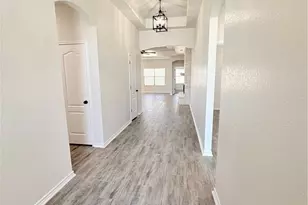 8907 Ridge Crest Dr, Killeen, TX 76542 - Photo 2