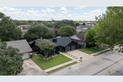 506 Shiloh Drive, Victoria, TX 77904 - Photo 2