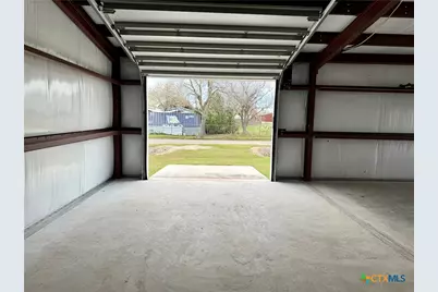 1112 W Dallas Avenue, Seadrift, TX 77983 - Photo 46