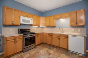 1112 W Dallas Ave, Seadrift, TX 77983 - Photo 28