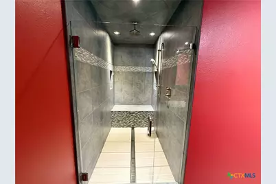 1112 W Dallas Avenue, Seadrift, TX 77983 - Photo 34