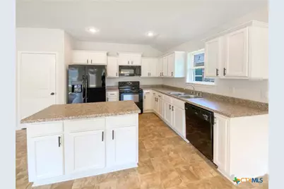 6830 Ambrose Circle, Temple, TX 76502 - Photo 6