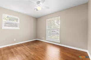 1301 West Ln, Killeen, TX 76549 - Photo 20