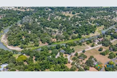 8 E Hampton Drive, Seguin, TX 78155 - Photo 6