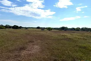 293 Co Rd 460, Hallettsville, TX 77964 - Photo 18