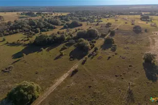 293 Co Rd 460, Hallettsville, TX 77964 - Photo 34