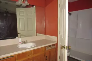 604 Colonial Ln, Killeen, TX 76543 - Photo 8