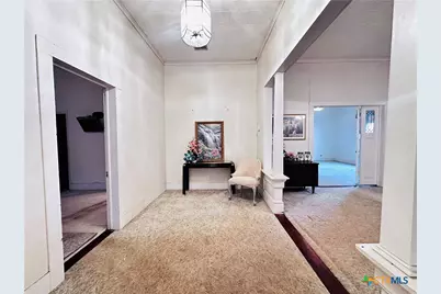 608 Coke Street, Yoakum, TX 77995 - Photo 4